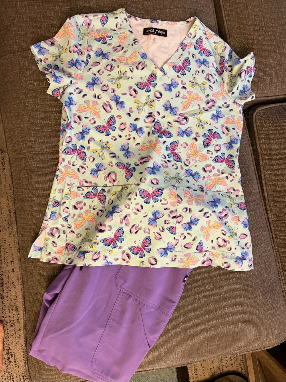 Koi scrub set M